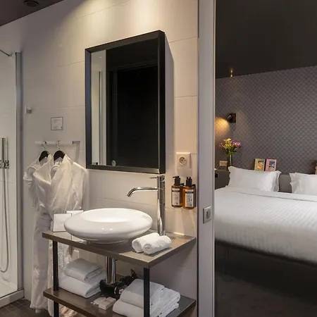 Eugène En Hotel 4*