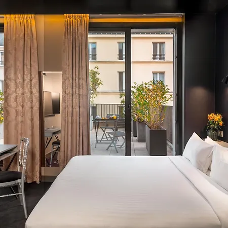 Eugène En Hotel 4*