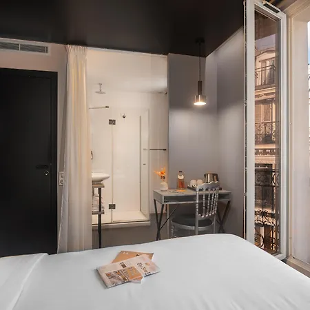 ホテル Grand Lafayette 4*