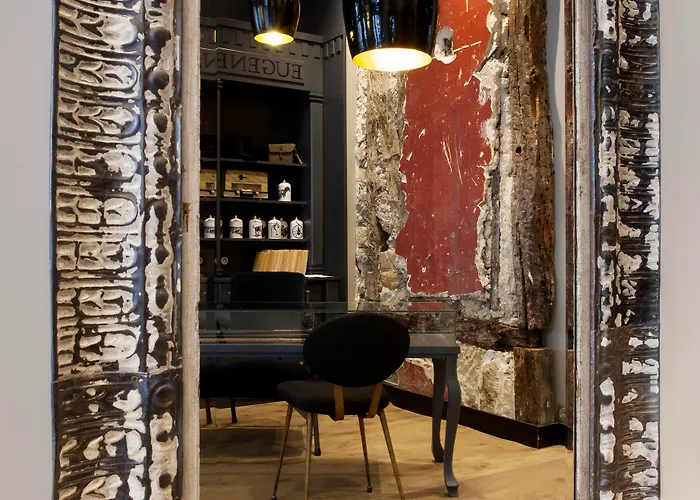 Hotel Grand Lafayette