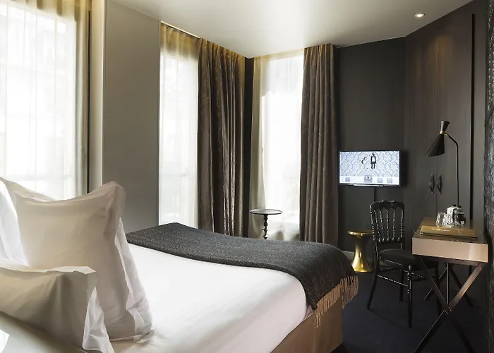 Grand Lafayette Hotel 4*