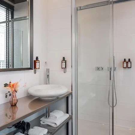Grand Lafayette Hotel 4*
